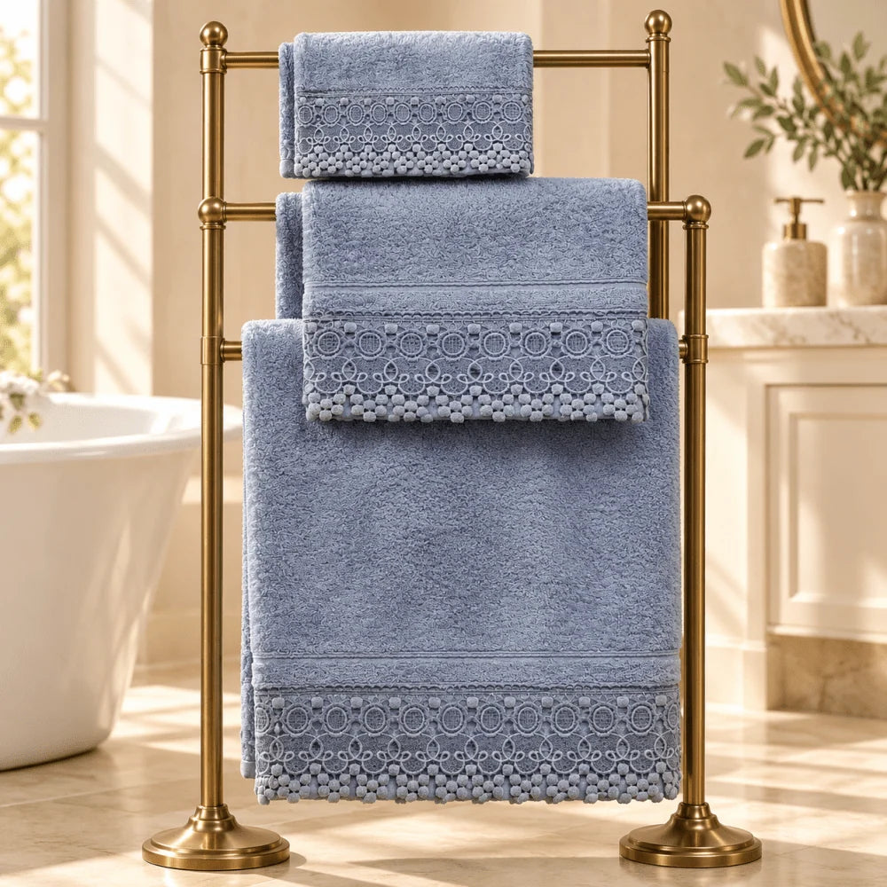 Towel Set With Lace